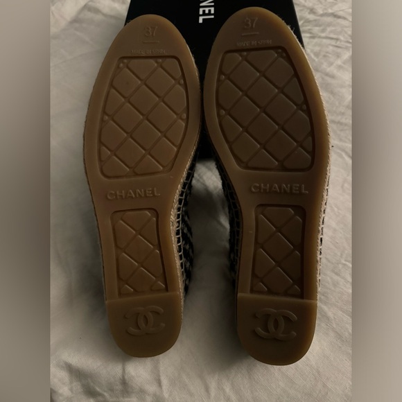 CHANEL Tweed and Sequin Espadrilles in Black and White - Picture 3 of 3